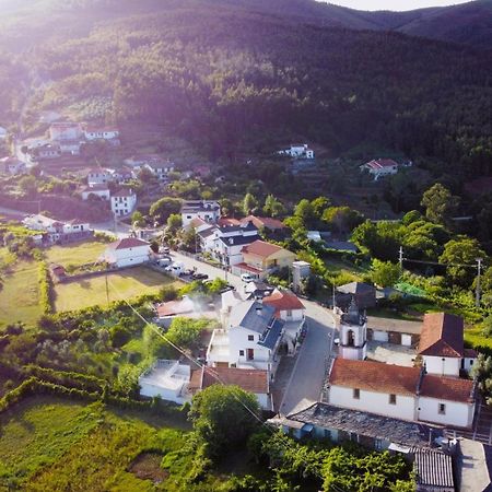 Vila Nazare Bed & Breakfast Castro Daire Dış mekan fotoğraf